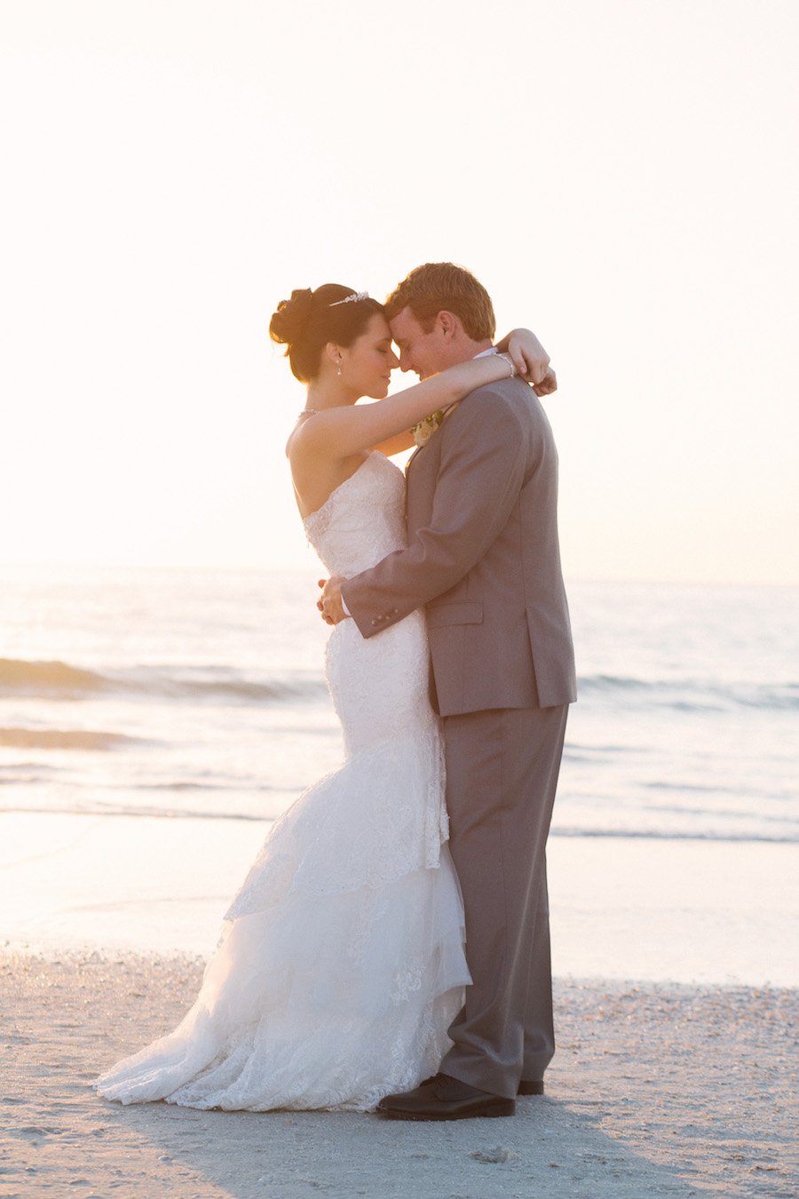 Bride and Groom Sunset Wedding Portrait on Clearwater Beach | Hotel Wedding Venue | Hyatt Regency Clearwater