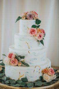Rustic Nature Inspired 4-Tier Round Wedding Cake with Roses and Greenery | Wedding Cake Inspiration