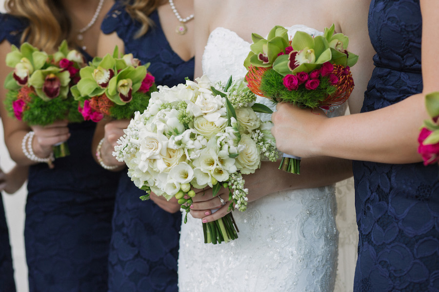 Pink and Green Bridesmaids Wedding Bouquet | Elegant White Wedding Bouquet | Wedding Bouquet Inspiration