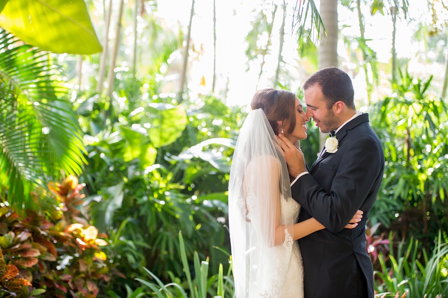 Bride and Groom Outdoor St. Pete Wedding Portrait at Vinoy Renaissance | St. Petersburg Wedding Photographer Andi Diamond Photography