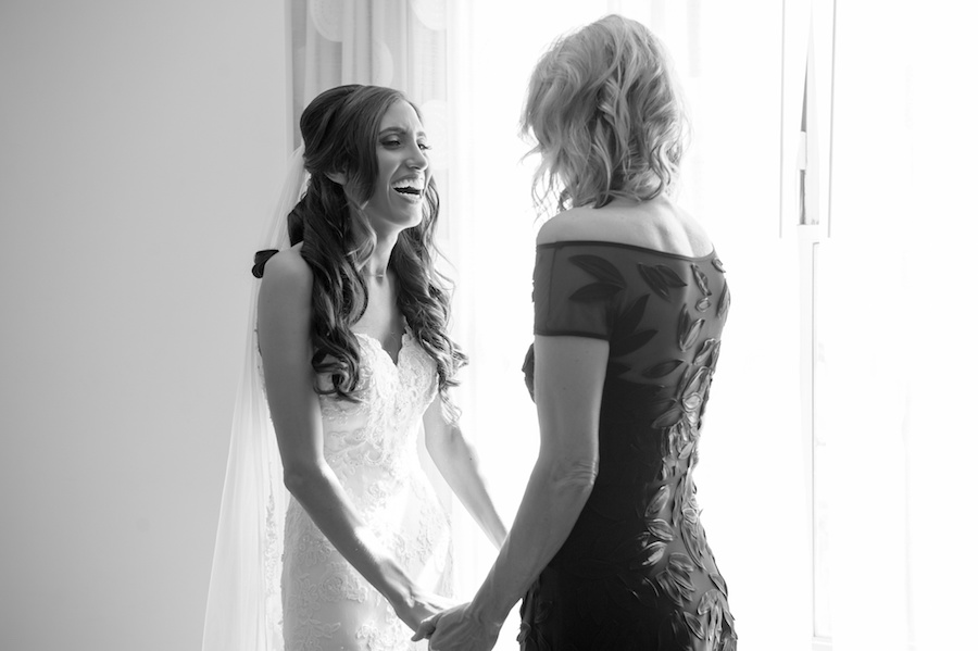 Bridal Wedding Portrait with Mother of the Bride | St. Petersburg Wedding Photographer Andi Diamond Photography