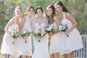 Ivory and blush wedding inspiration | Bride and bridesmaids Wedding party portrait | Blush and ivory bridal bouquet