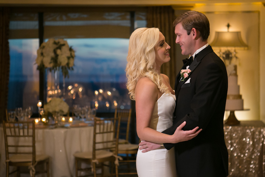 Bride and Groom Wedding Portrait | Wedding Venue The Tampa Club | Tampa Bay Wedding Photographer Carrie Wildes Photography