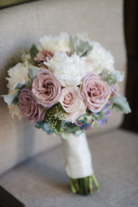 dusty rose bridesmaid bouquet