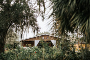 Outdoor, Florida Barn Wedding Reception Venue | Rustic Florida Wedding Venue Cross Creek Ranch