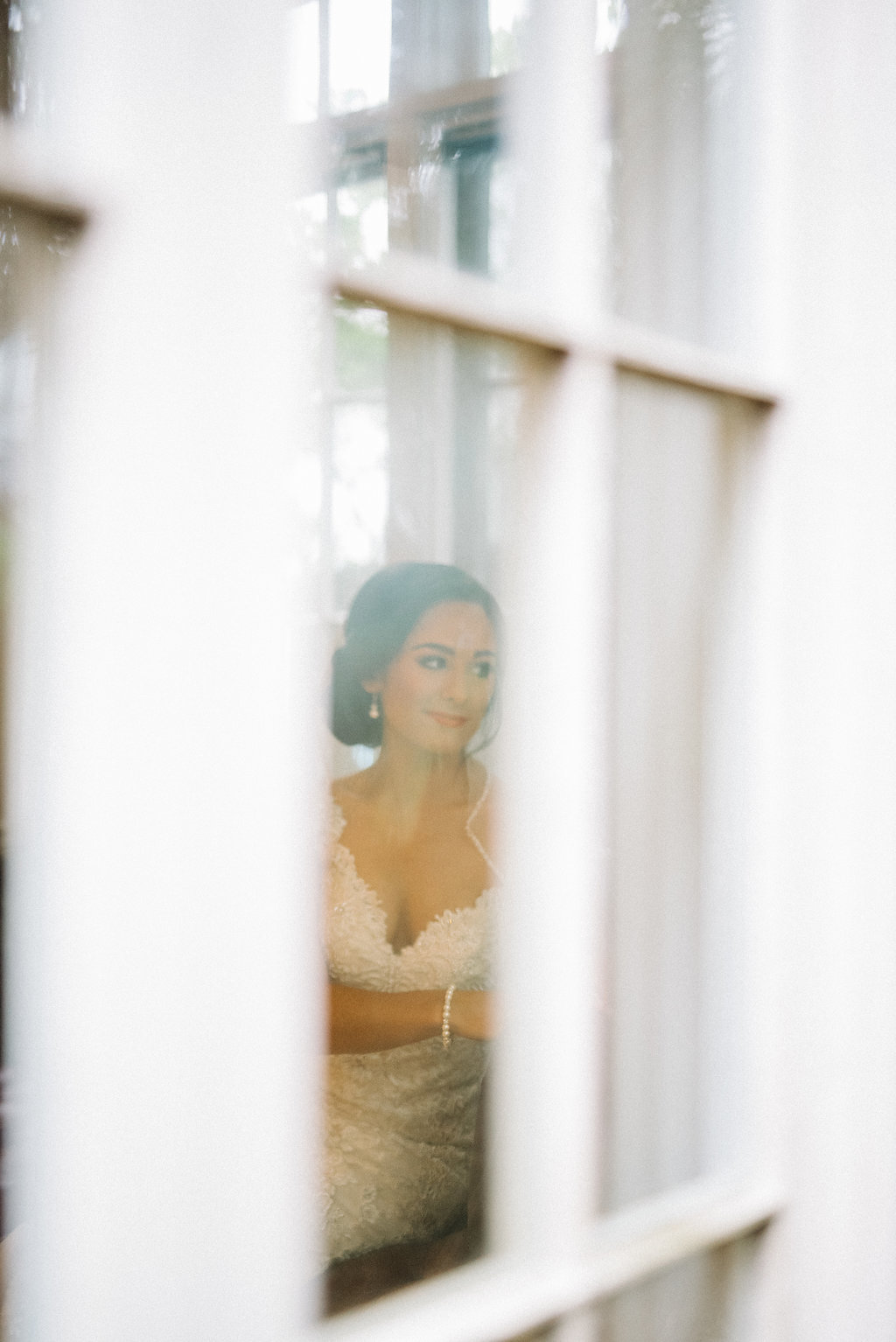 Creative Bride Getting Ready Portrait | Tampa Wedding Photographer Kera Photography