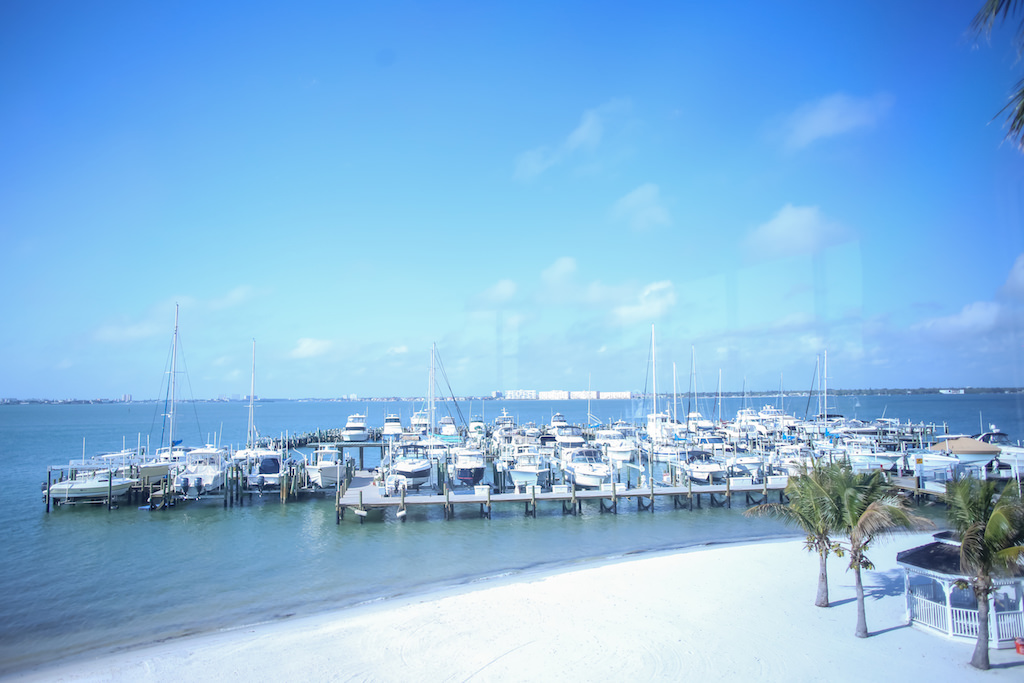 St. Petersburg Waterfront Wedding Venue with Private Beach Isla Del Sol Yacht and Country Club