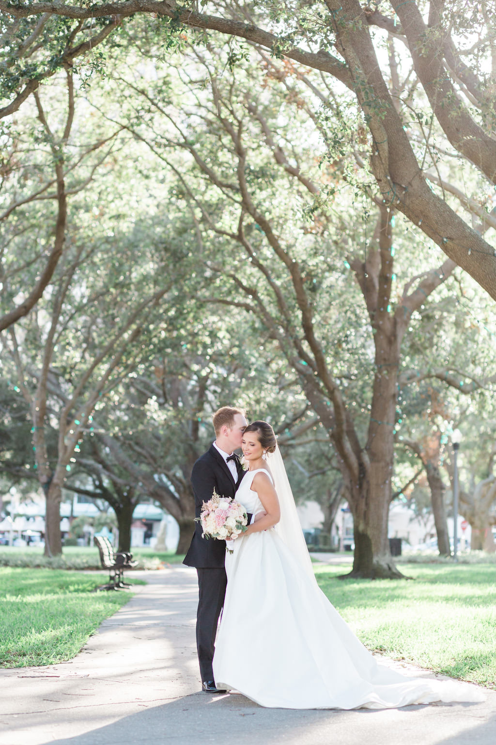 Outdoor Park Bride and Groom Wedding Portrait, Bride in A Frame Rosa Clara Bridal Dress with White and BLush Pink Bouquet