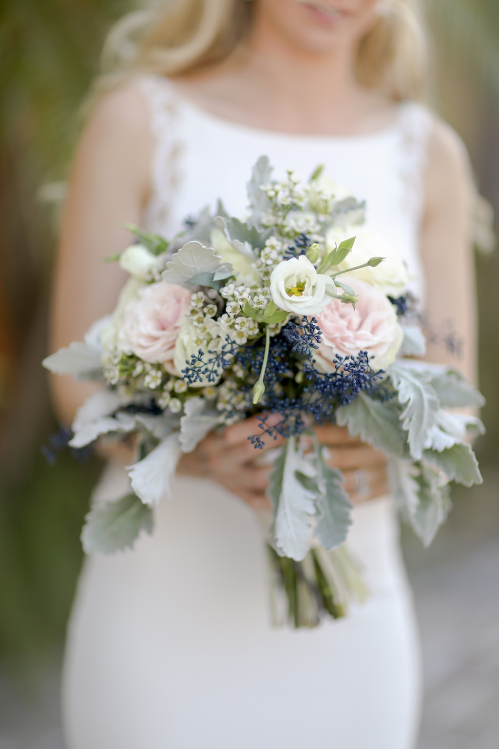 Outdoor Bridal Portrait with BLush Pink, White Rose and Blue Berry Greenery Bouquet | Tampa Bay Photographer Lifelong Photography Studio