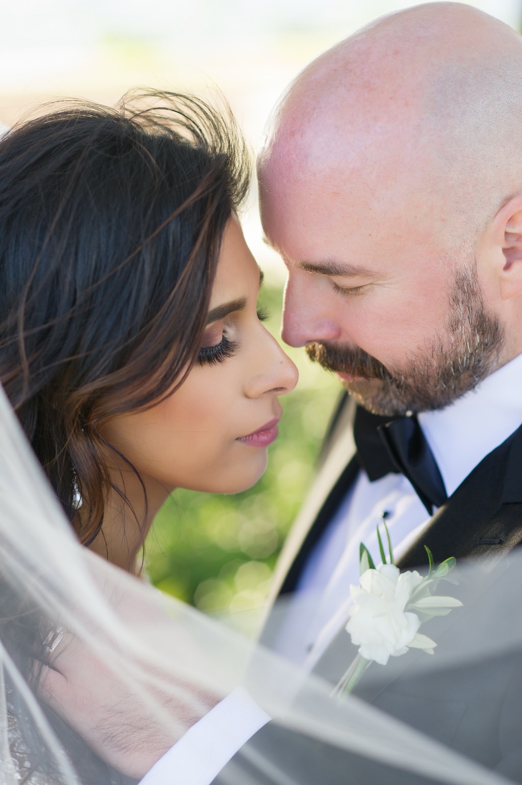 Florida Outdoor Bride and Groom Wedding Portrait | Tampa Bay Wedding Photographer Andi Diamond Photography