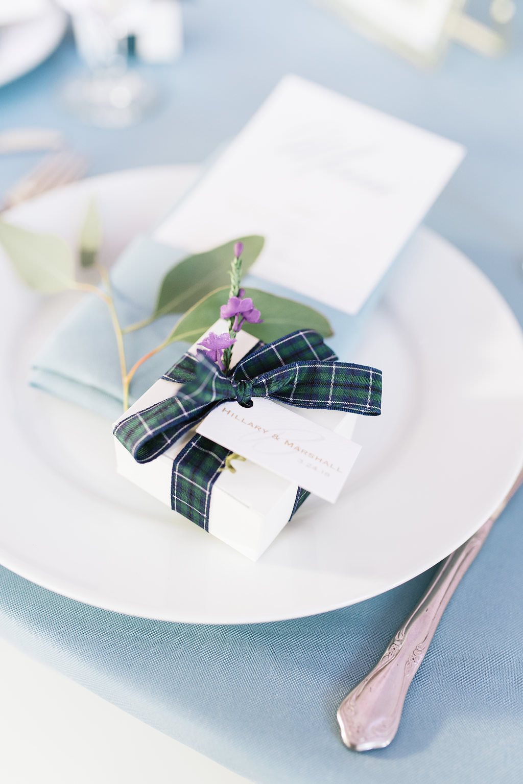Elegant Classic Wedding Reception Decor, Dusty Blue Tablecloths, Small White Giftbox Tied with Blue and Green Plaid Ribbon Wedding Favor