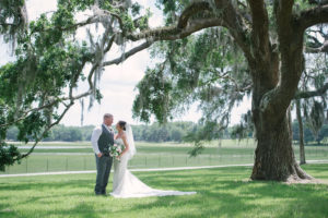 Florida Bride and Groom Outdoor Wedding Portrait | Florida Rustic Wedding Venue Lakeside Ranch