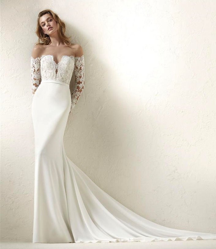 Truly Forever Bridal Tampa | Tampa Wedding Dress Shop, Pronovias Trunk Sale 