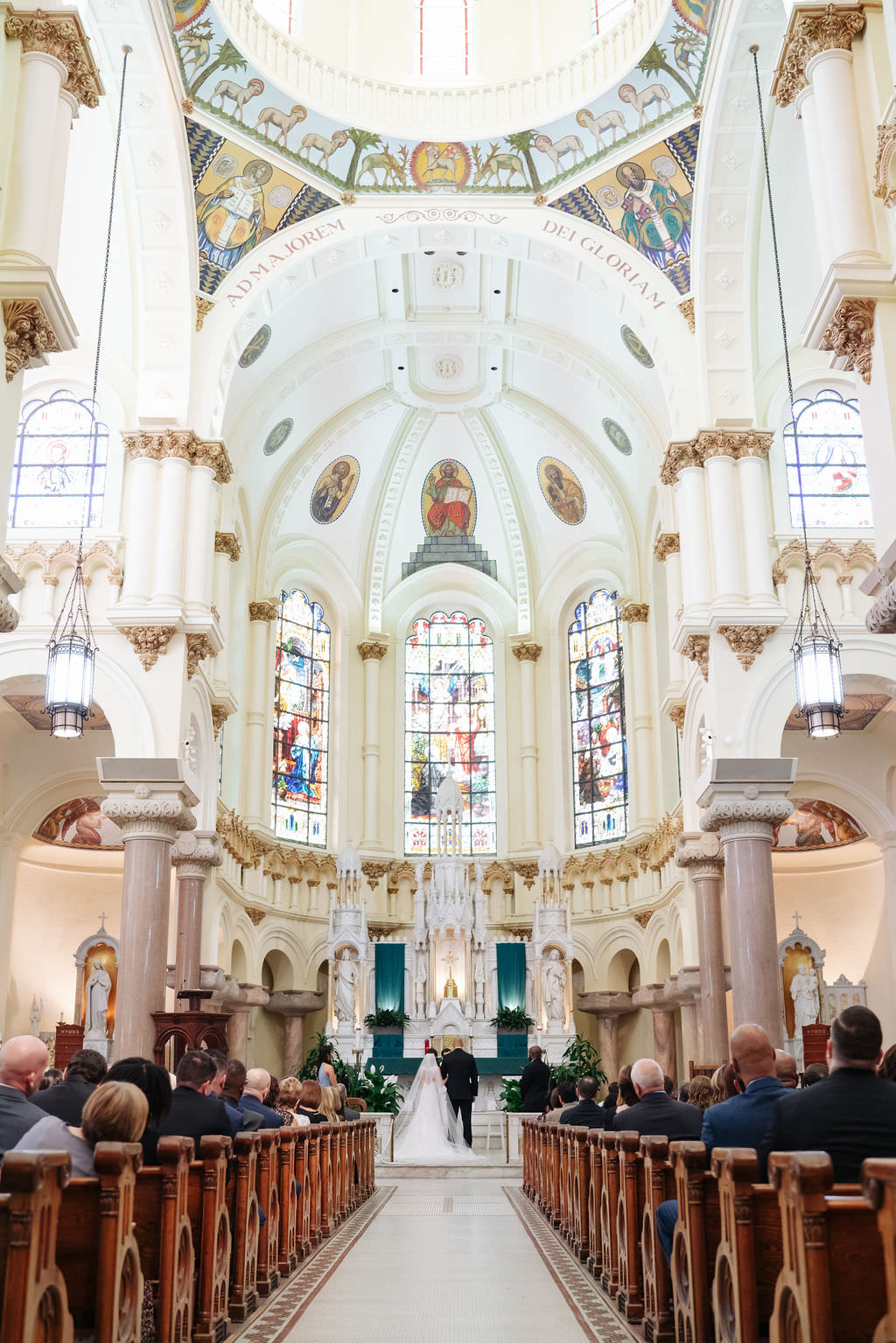 Florida Wedding Ceremony at Sacred Heart Catholic Church Tampa | Photographer Grind & Press Photography