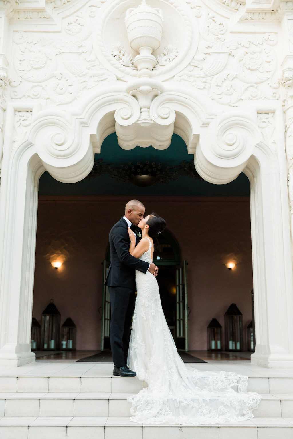 Modern Bride and Groom Romantic Kissing Wedding Portrait | Downtown St. Pete Resort at The Vinoy Renaissance Resort & Golf Club