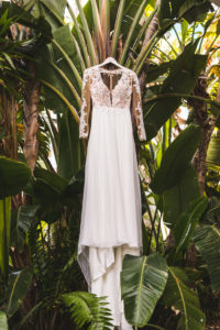 Boho Chic Chiffon A-Line V Neck Illusion Long Sleeve with Lace Appliques Wedding Dress