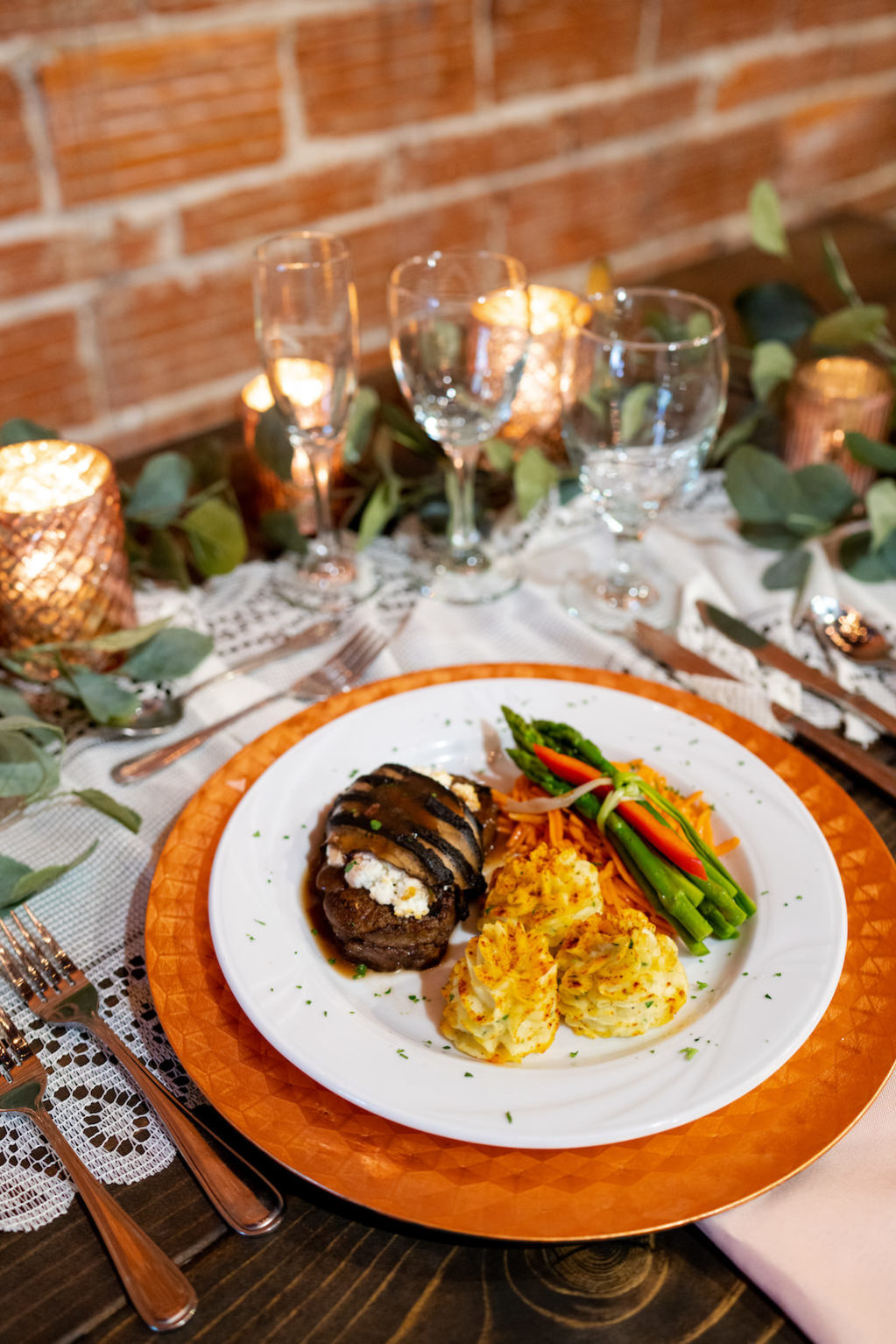 Wedding Menu Dinner Steak | Best Tampa Bay Wedding Caterer Amici's Catered Cuisine | Grind & Press Photography