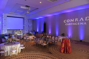 Conrad Cartagena, Colombia Wedding Reception | Destination Wedding and Honeymoon Travel Tips | Photographer: Pedraza Producciones
