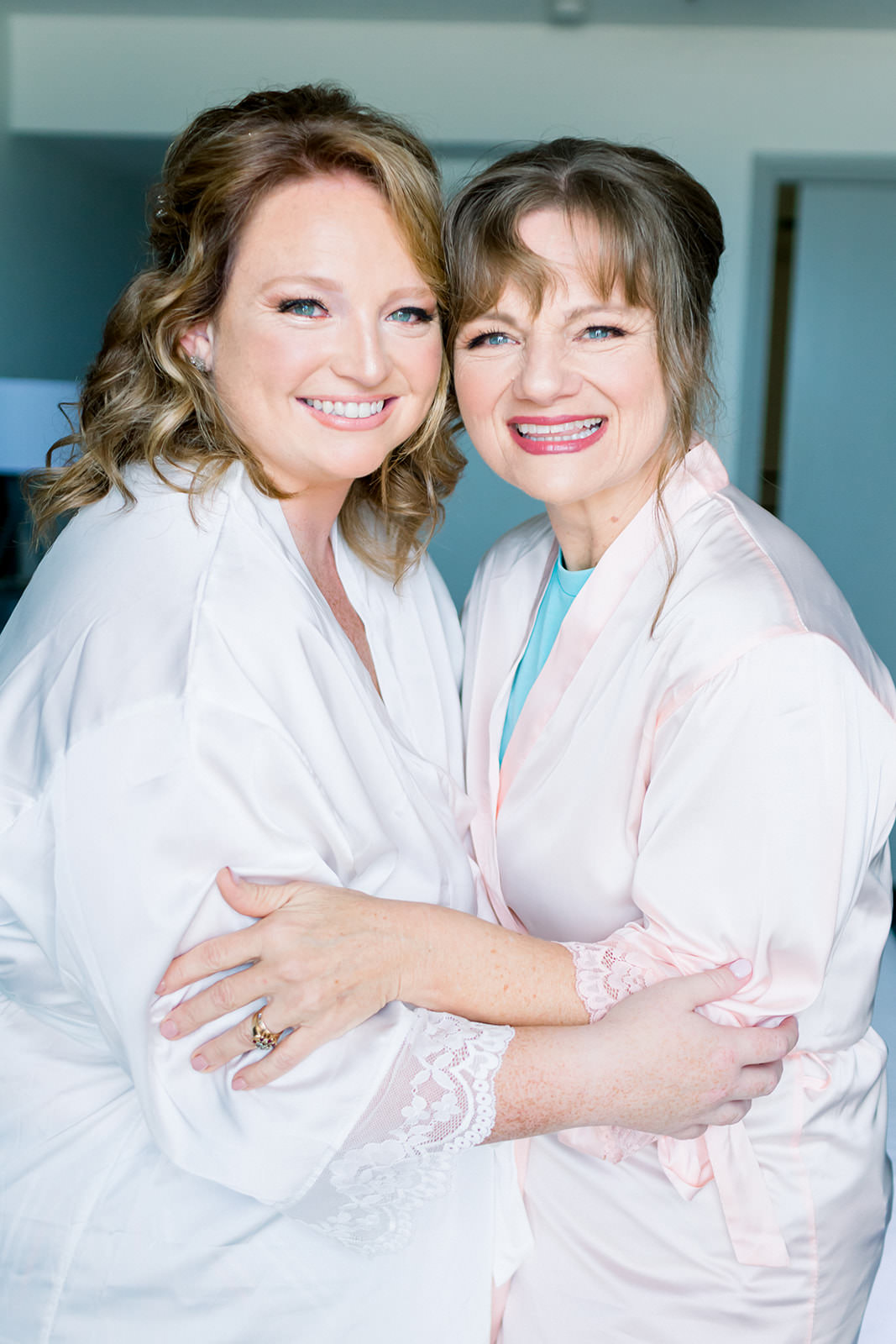 Bride with Mother Getting Ready Wedding Portrait | Tampa Bay Wedding Photographer Shauna and Jordon Photography