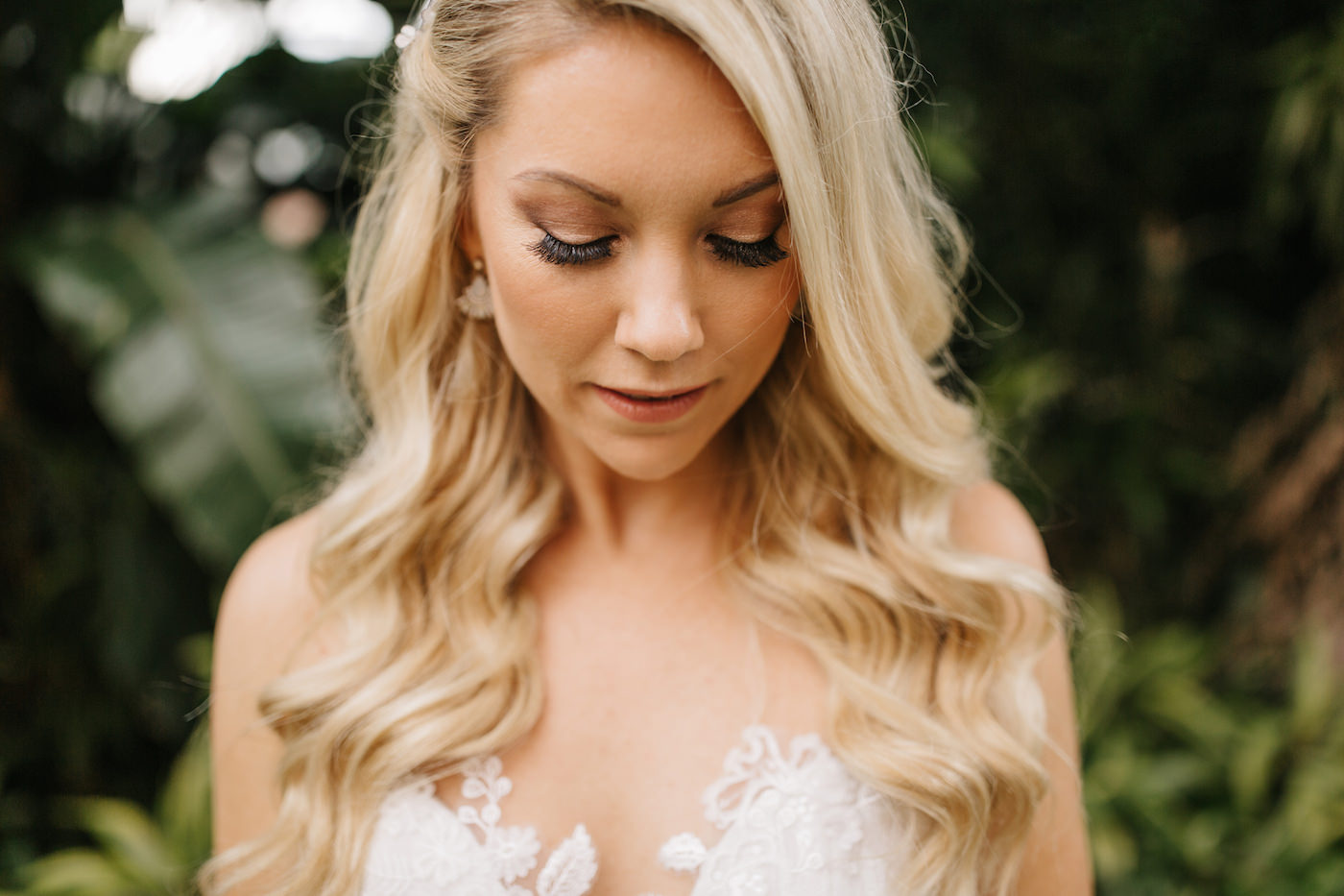 Boho Chic Inspired Florida Bride, Ashley Stegbauer Morrison Neutral Makeup and Wavy Bridal Hair
