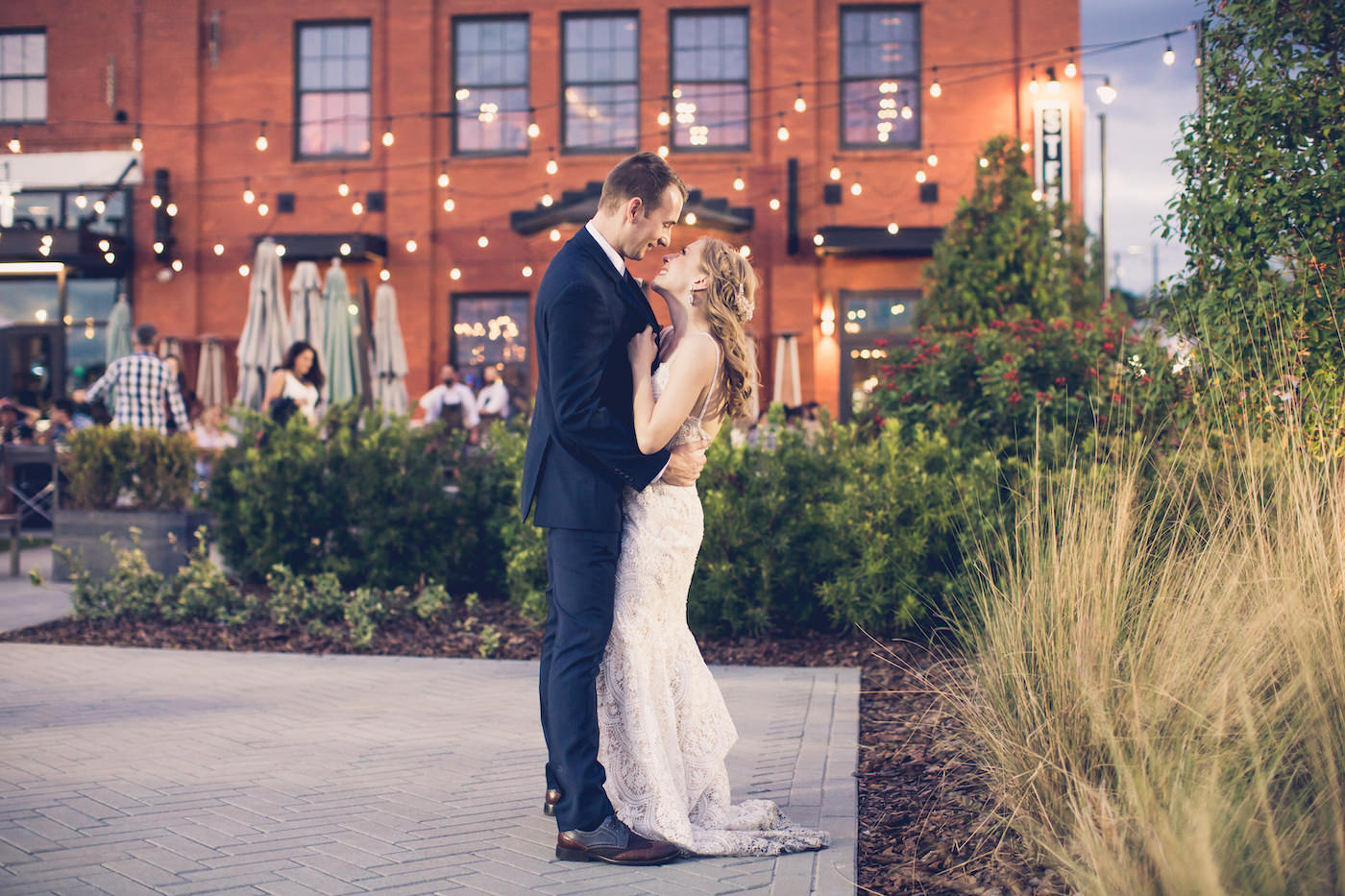 Bride and Groom Outdoor Portraits in Downtown Tampa Armature Works | Luxe Light Photography