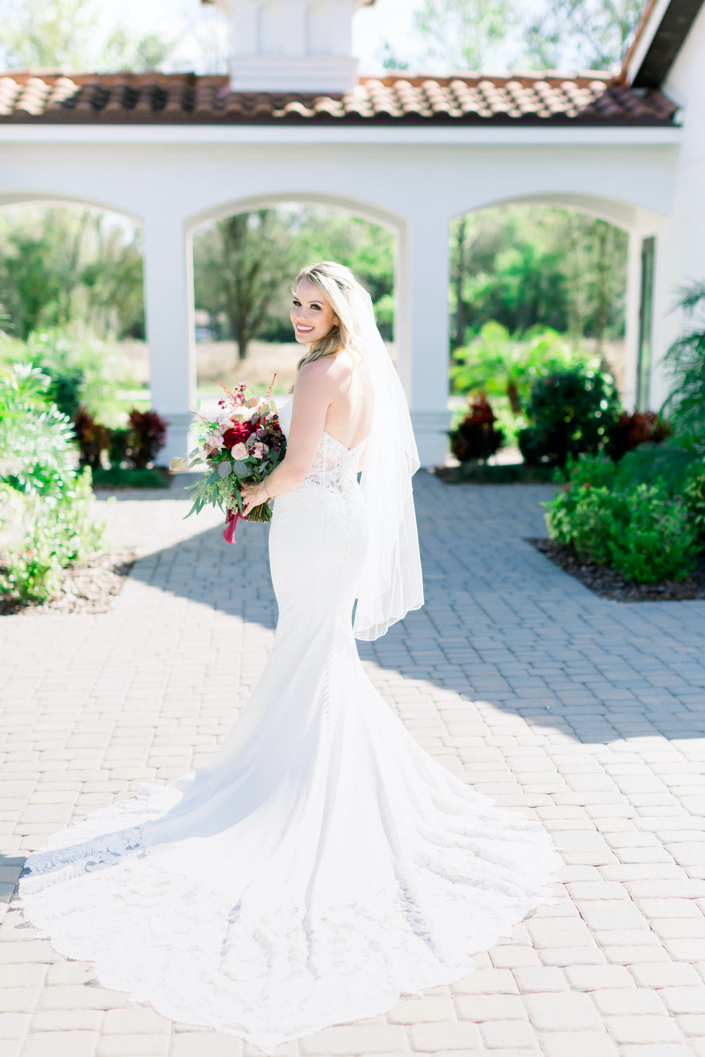 Outdoor Bridal Portrait | Ivory Sheath Mermaid Wedding Dress with Illusion Lace Train and Fingertip Veil | Shauna and Jordon Photography