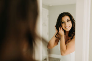 Bride Getting Ready for Elopement | Tampa St Pete Florida COVID Destination Wedding | Amber McWhorter Photography
