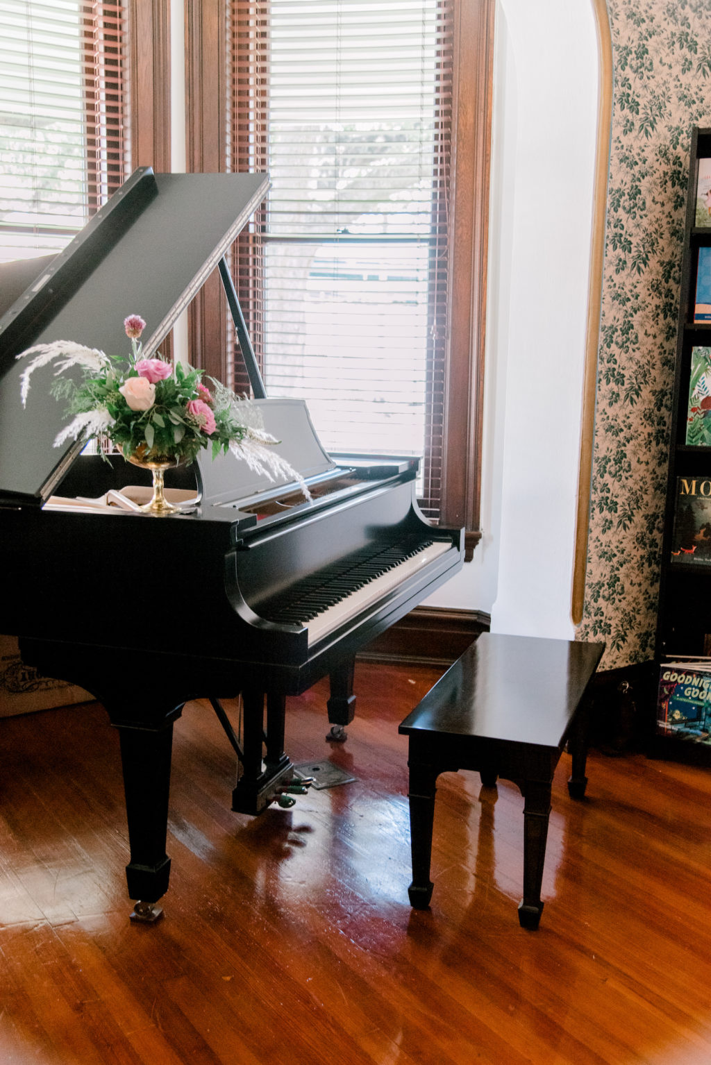 Black Grand Piano in Historic Wedding Venue Anderson House