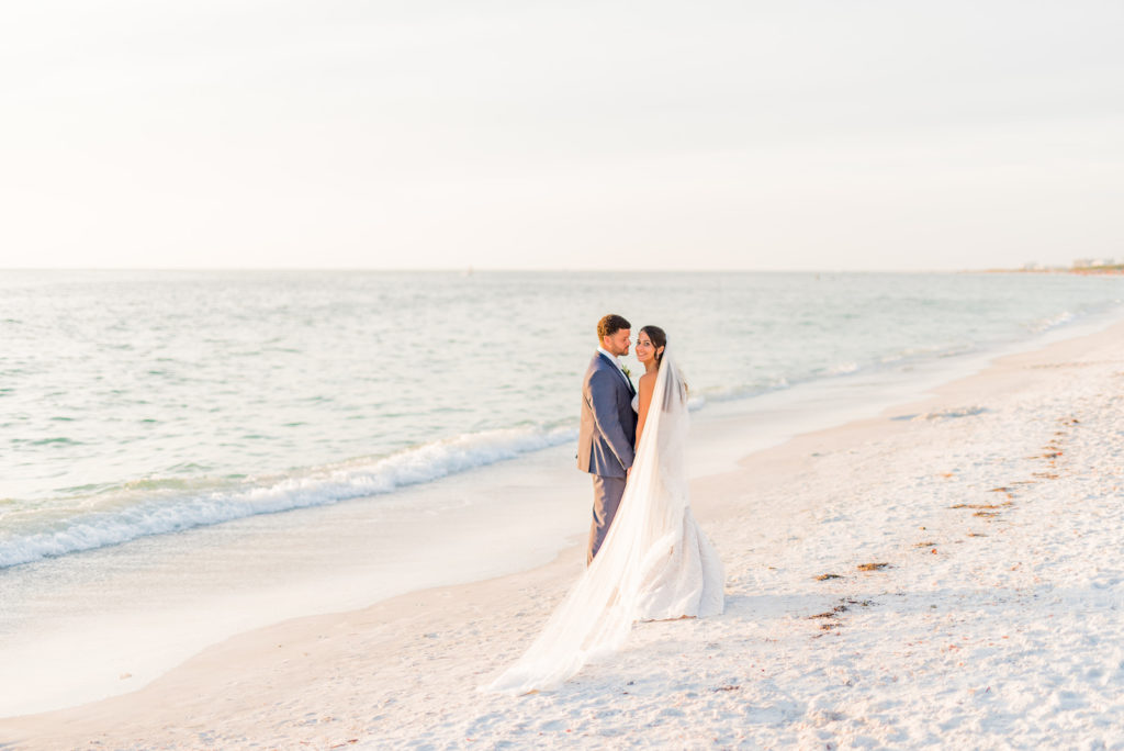 Sarasota Bride and Groom Beach Sunset Photo | Tampa Bay Wedding Photographer Kera Photography