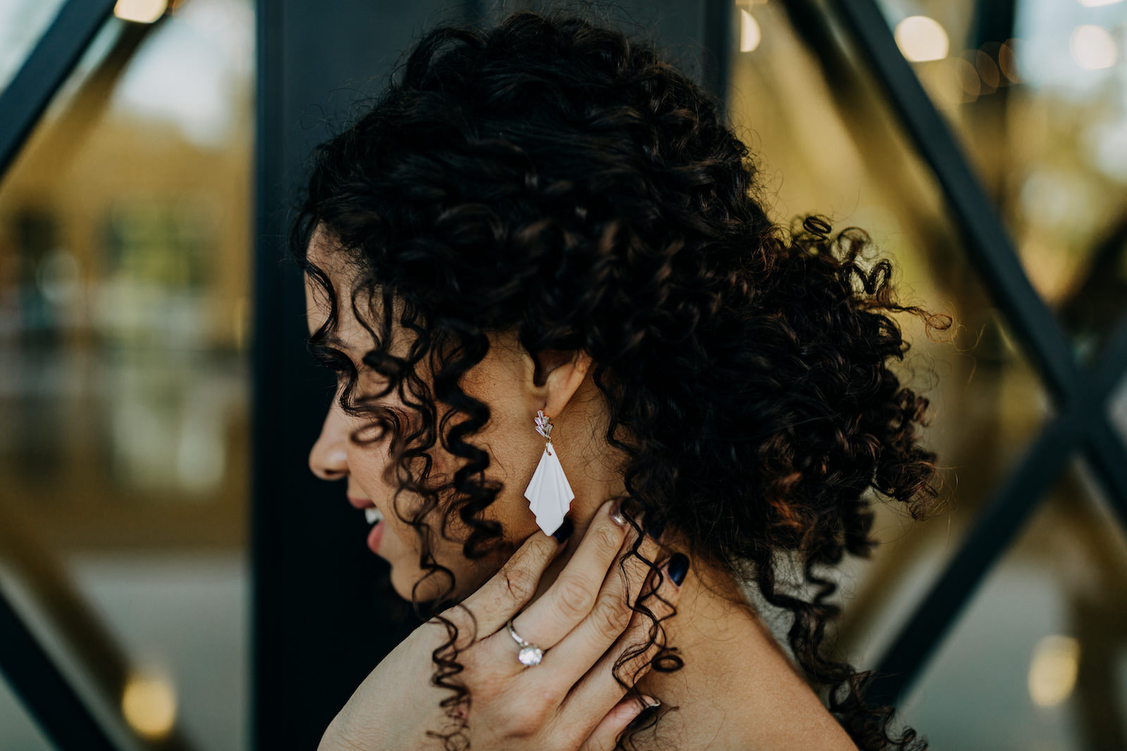 Loose Natural Curls Bridal Wedding Hair Style Inspiration by Tampa Wedding  Hair and Makeup Artist Femme Akoi Beauty Studio - Marry Me Tampa Bay | Most  Trusted Wedding Vendor Search and Real