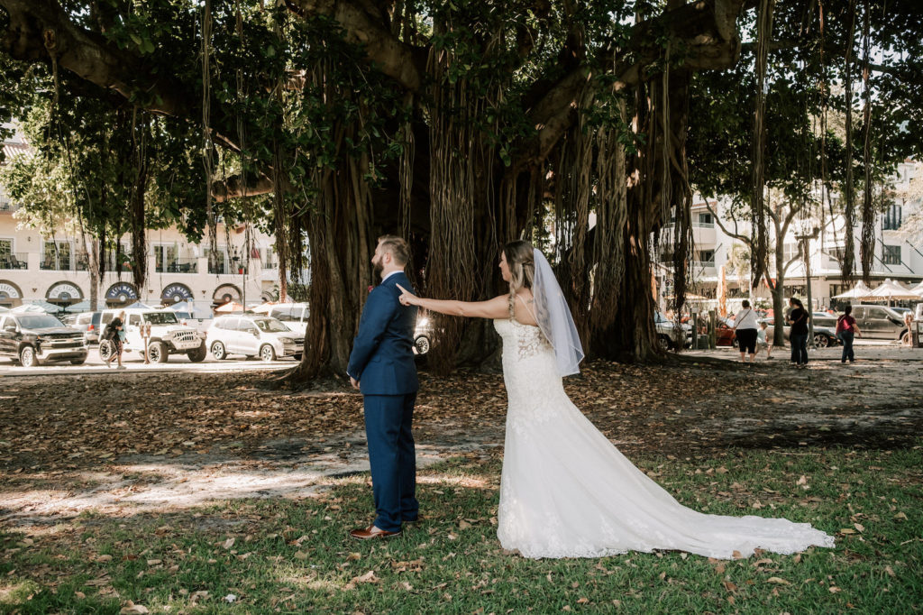Downtown St. Petersburg Wedding First Look Under Banyan Trees on Beach Drive | Florida Wedding Inspiration
