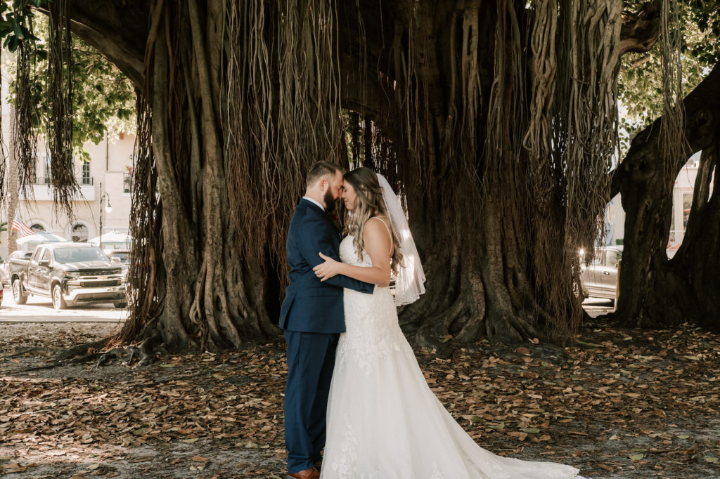 Downtown St. Petersburg Wedding First Look Under Banyan Trees on Beach Drive | Florida Wedding Inspiration