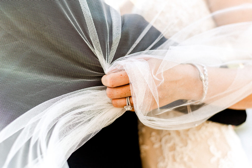 Wedding Veil Details | Dewitt for Love Photography