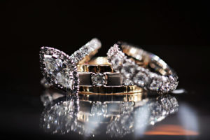 Luxurious Platinum Diamond Engagement Ring and Wedding Bands | Florida Wedding Photographer Limelight Photography
