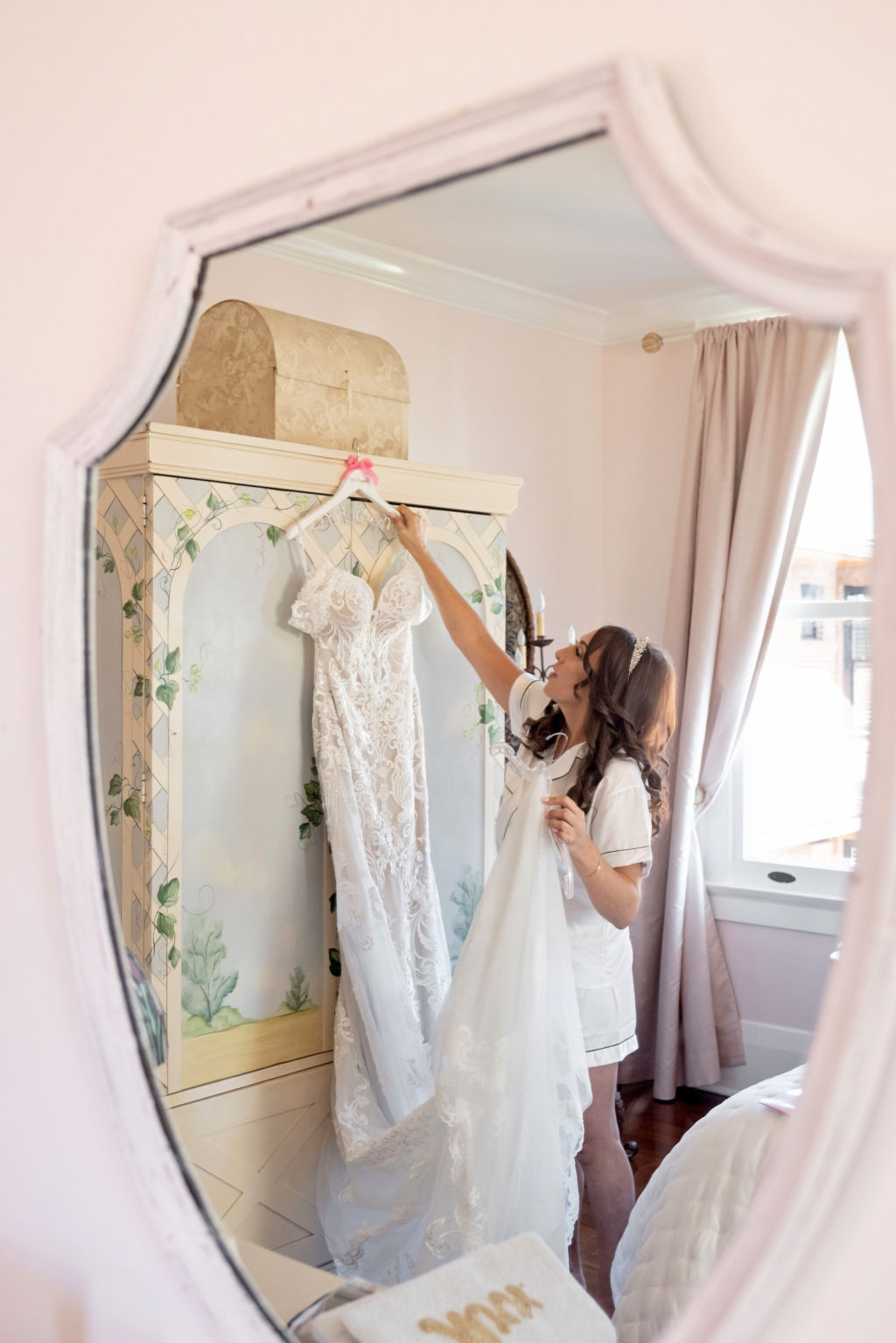 Lace Detailed Wedding Gown | Sweetheart Neckline Dress by Essense Australia
