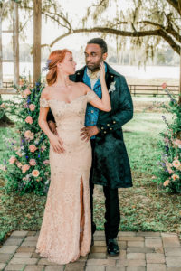 Bridgerton Inspired Wedding | Bride and Groom Portrait | Covington Farms Tampa Wedding Venue