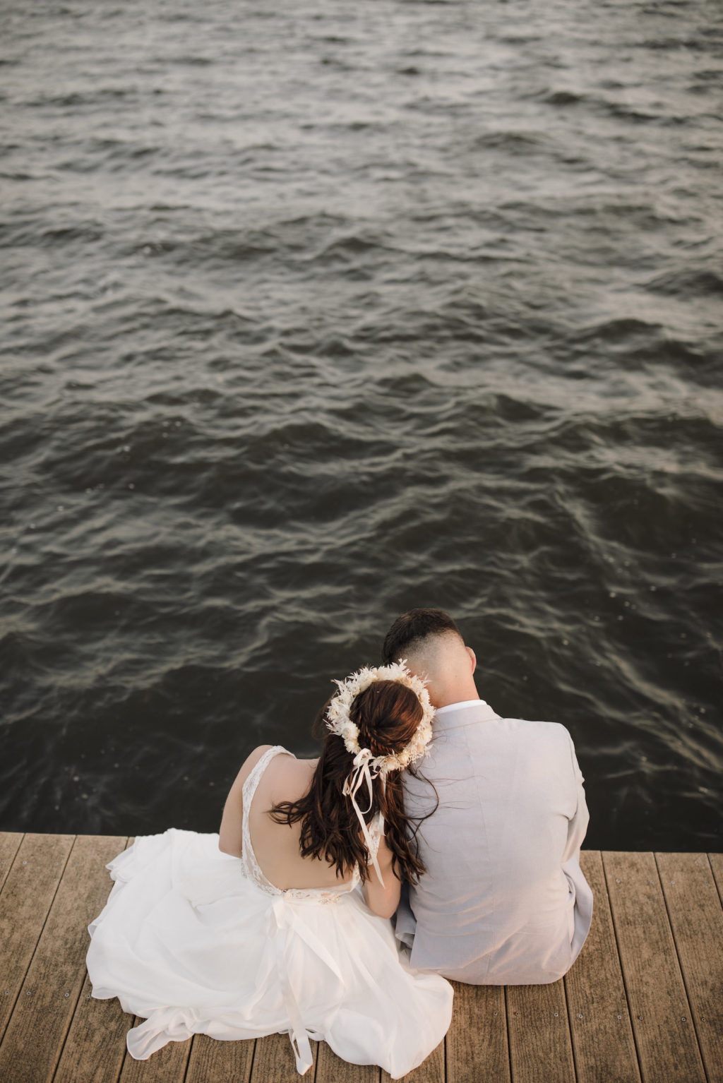 Boho Bride and Groom Wedding Portrait | Sarasota Waterfront Wedding Venue | Planner Kelly Kennedy Weddings and Events | Alisa Sue Photography