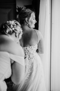 Bride Wedding Portrait | Getting Ready for the Wedding Day Black and White Photo