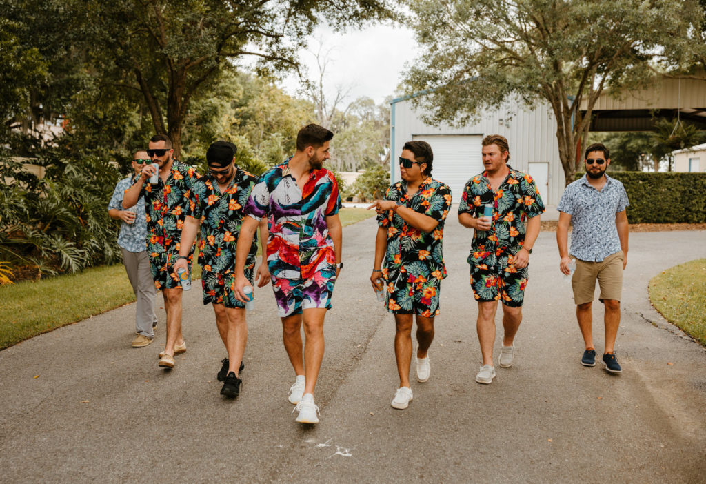 Groom and Groomsmen Portrait | Before the Wedding Portraits with the Boys