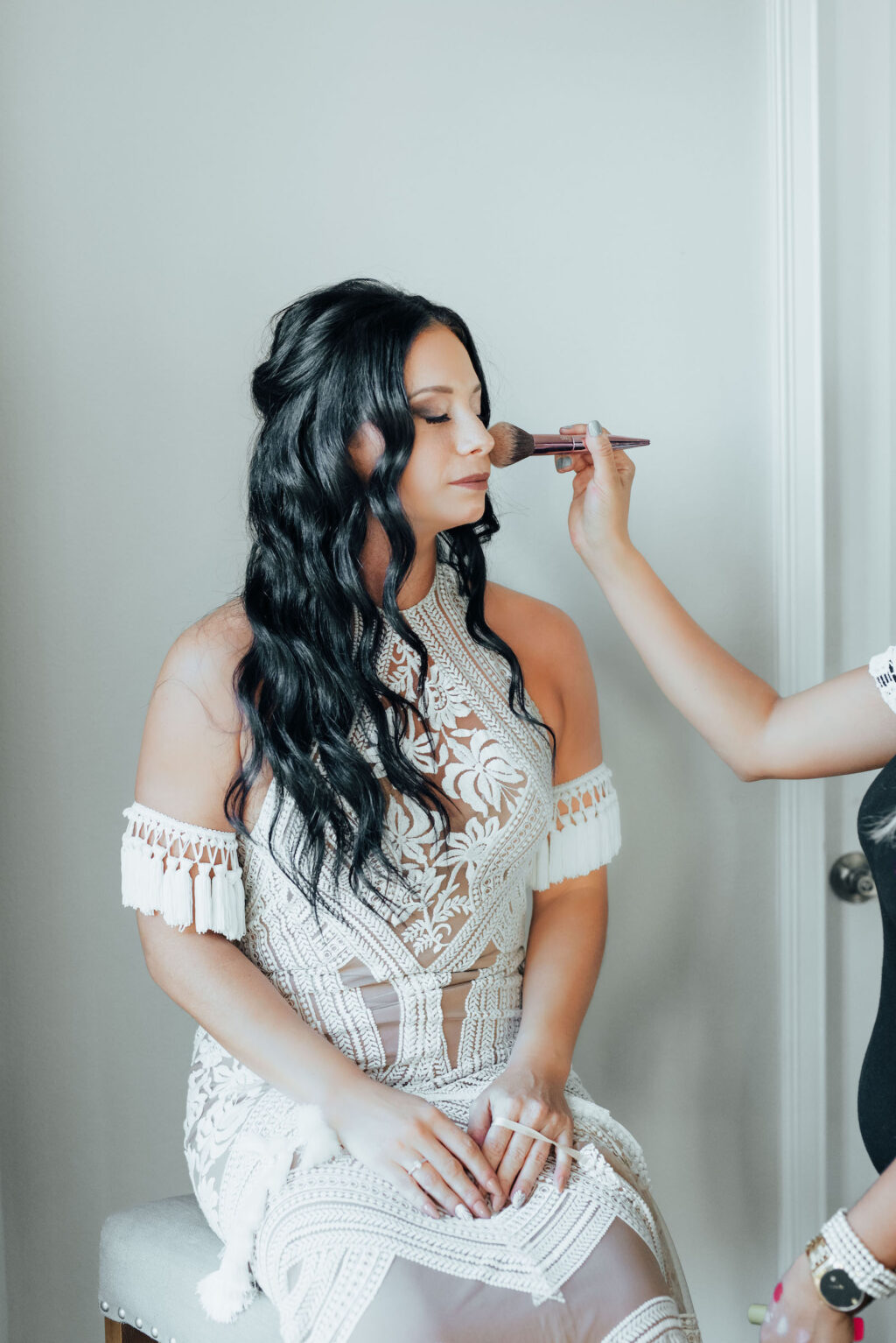 Bridal Half Up Half Down Curled Wedding Hair Style with Dramatic Wedding Makeup | Bride Getting Ready Portrait