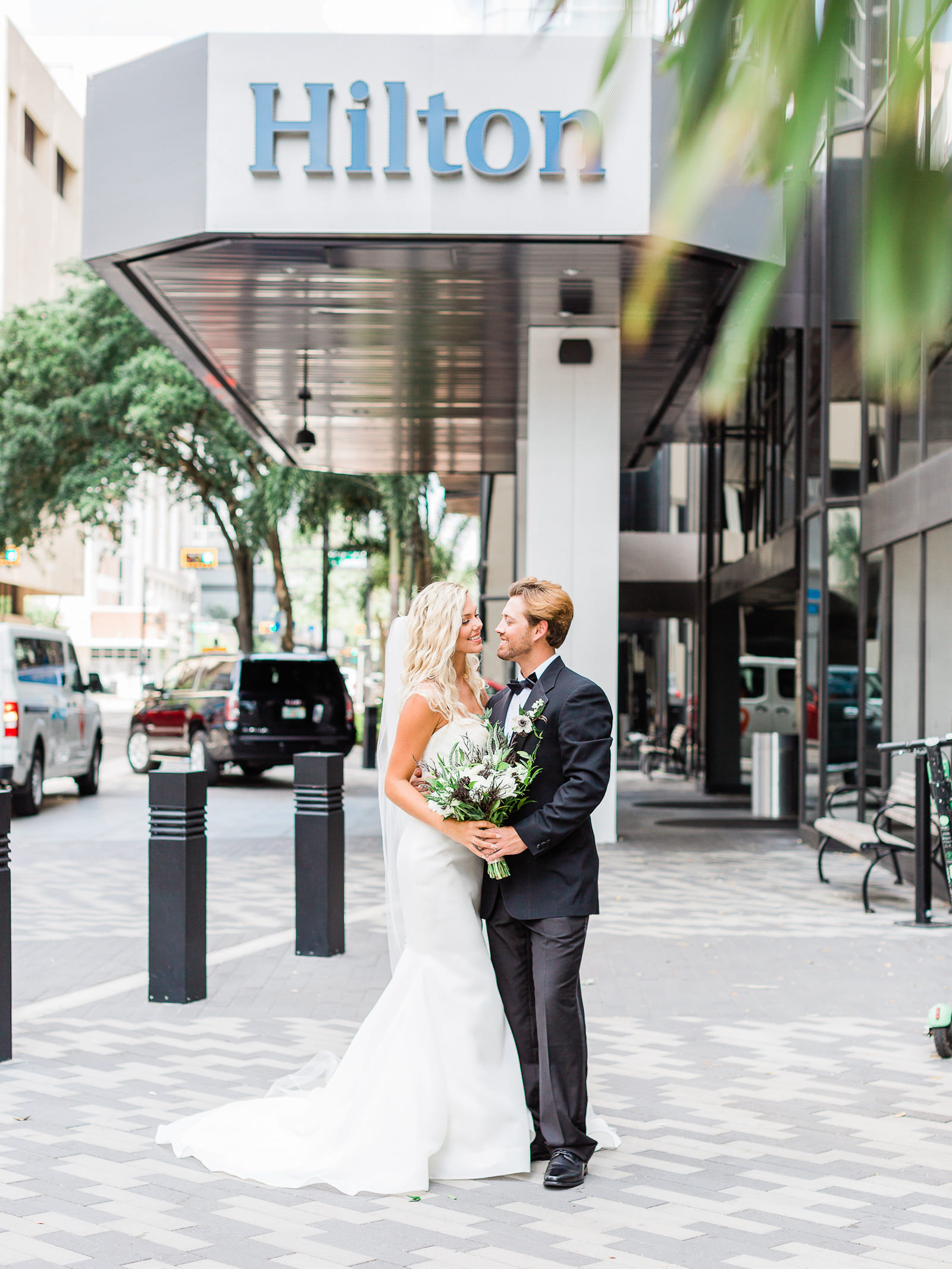 Bride and Groom Wedding Portrait | Florida Wedding Venue Hilton Downtown Tampa