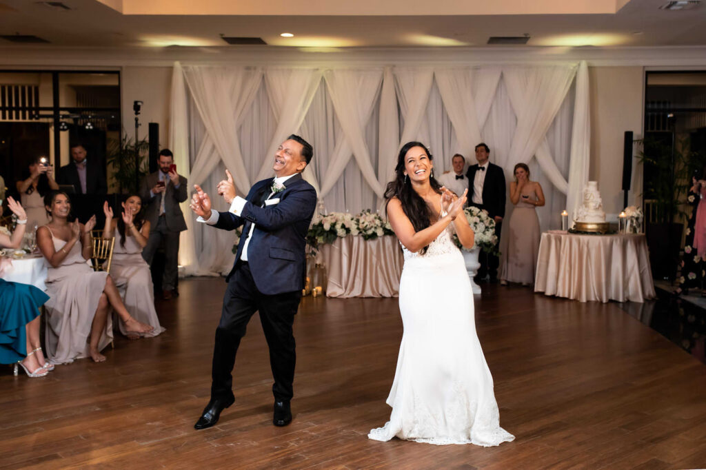 Bride and Father of the Bride on the Dance Floor Wedding Portrait | Graingertainment