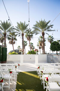 Outdoor Modern Wedding Ceremony | Florida Wedding Planner Elegant Affairs by Design | Wyndham Grand Clearwater Beach