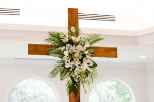 Cross with Floral Detail Wedding Décor | Tampa Florida Church Harborside Chapel