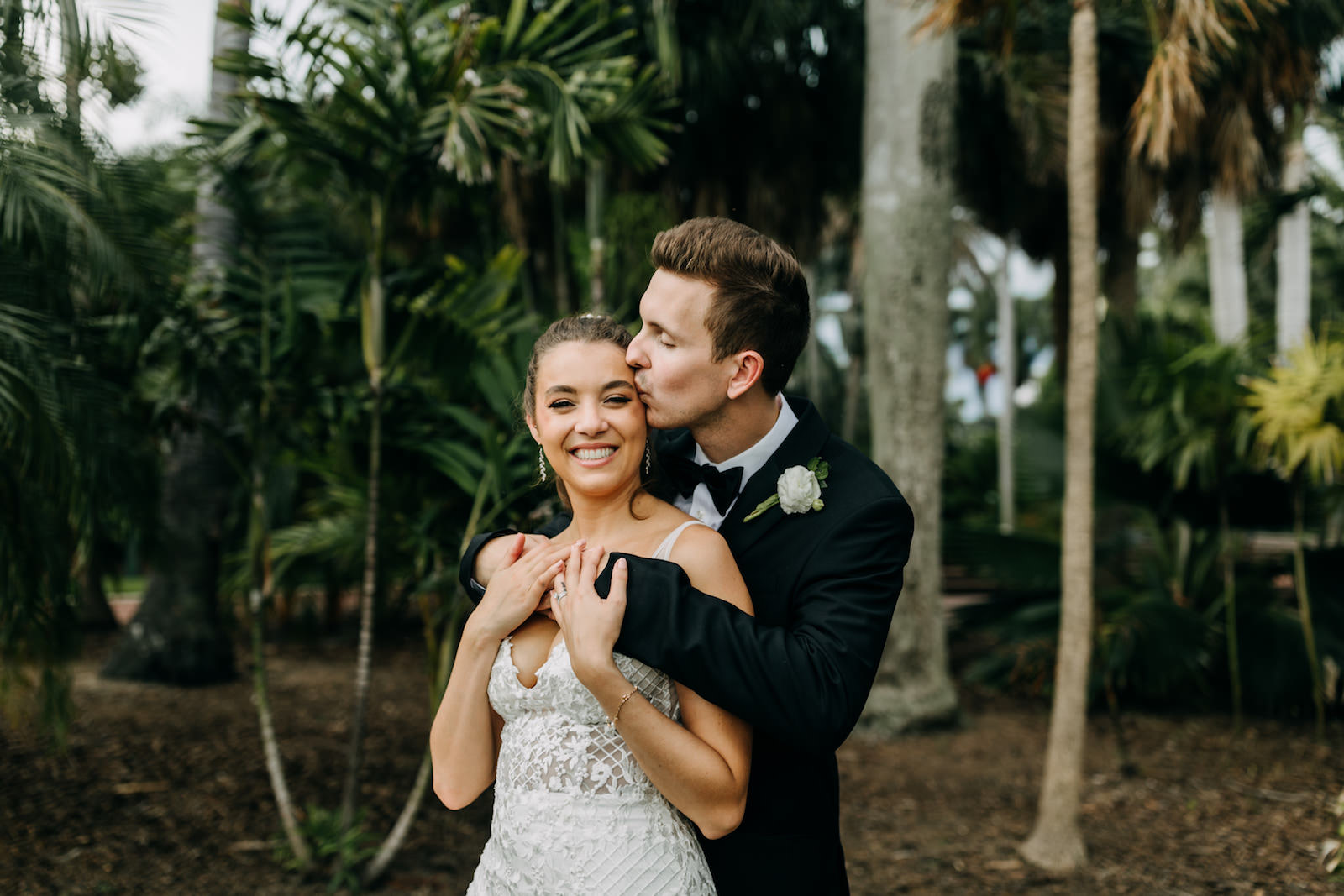 Bride and Groom Intimate Forehead Kiss Wedding Portrait | St. Petersburg Wedding Photographer Amber McWhorter Photography