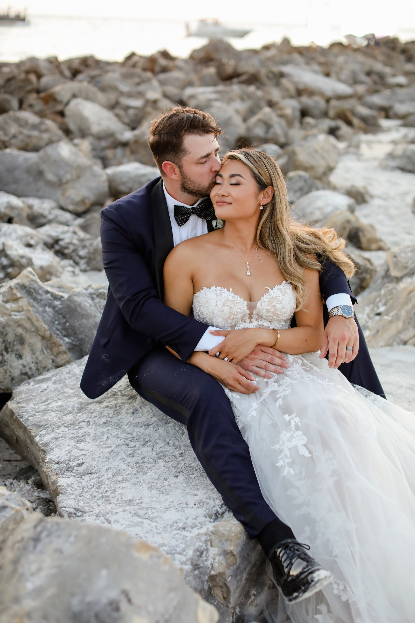 Bride and Groom Beach Wedding Portrait | Florida Wedding Photographer Lifelong Photography