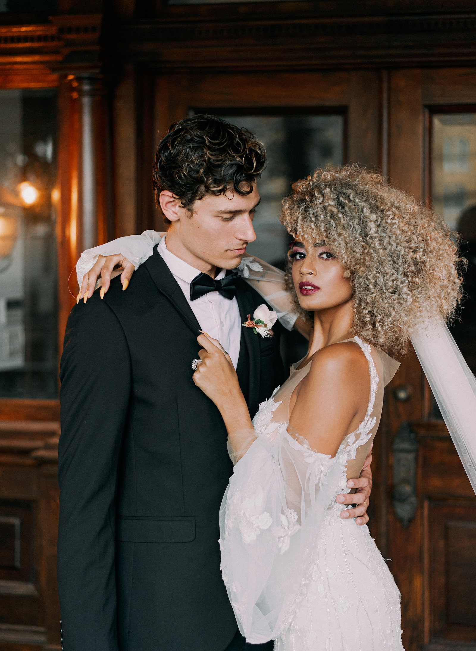 Vintage European Bride Wearing Lace and Tulle Puff Off the Shoulder Long Sleeve Wedding Dress and Groom Wearing Black Tuxedo | Tampa Bay Wedding Photographer Dewitt for Love