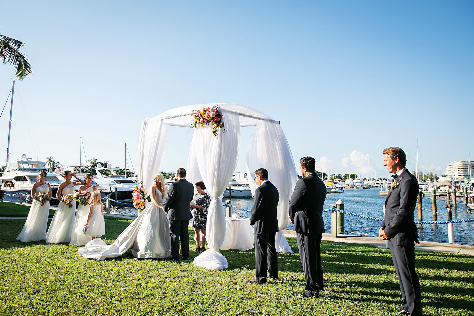 Bride and Groom Waterfront Wedding Ceremony | Sarasota Wedding Photographer Limelight Photography | Sarasota Wedding Venue Longboat Key Club