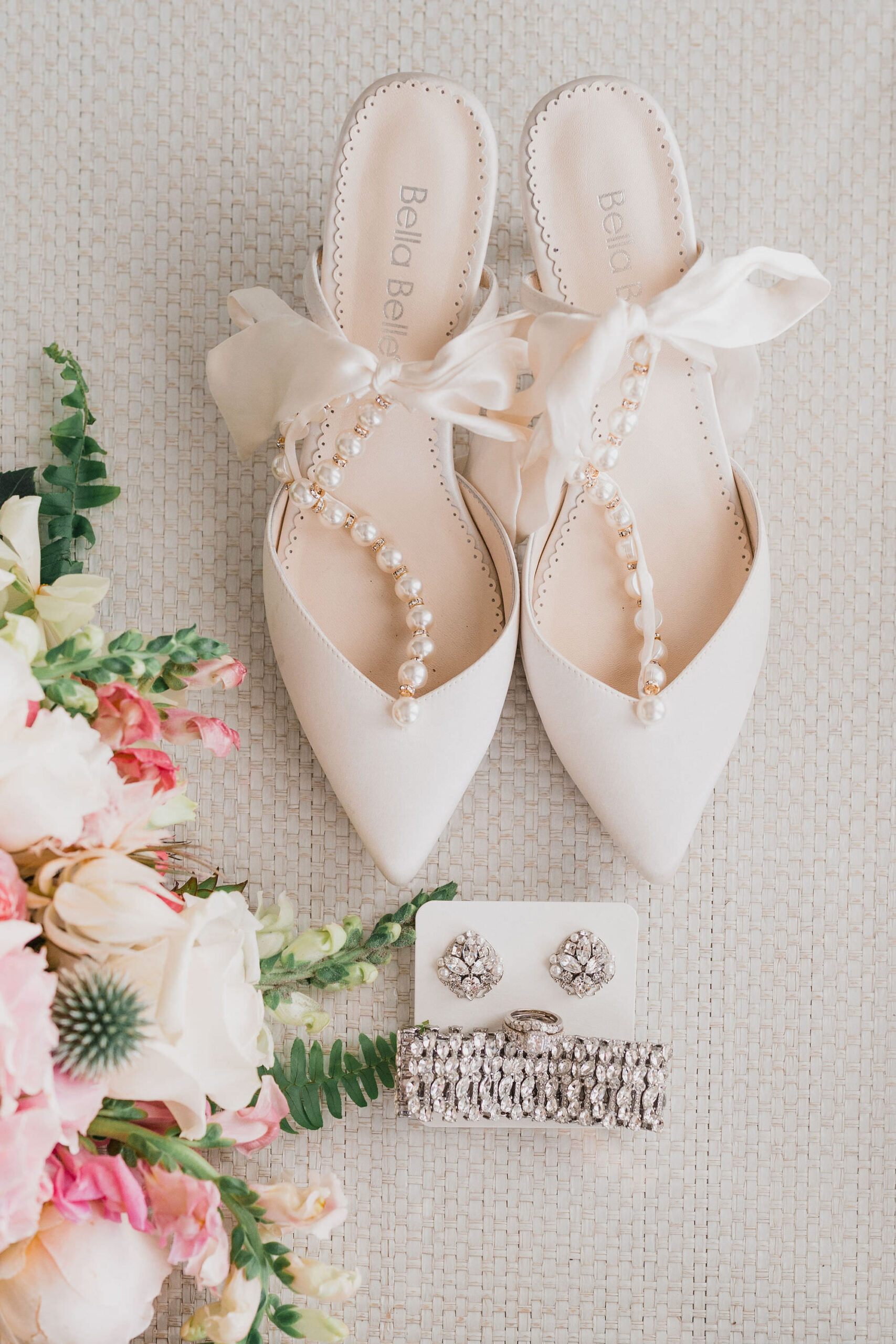 Pointed Toe Pearl and Bow Detailed Flat Wedding Shoes
