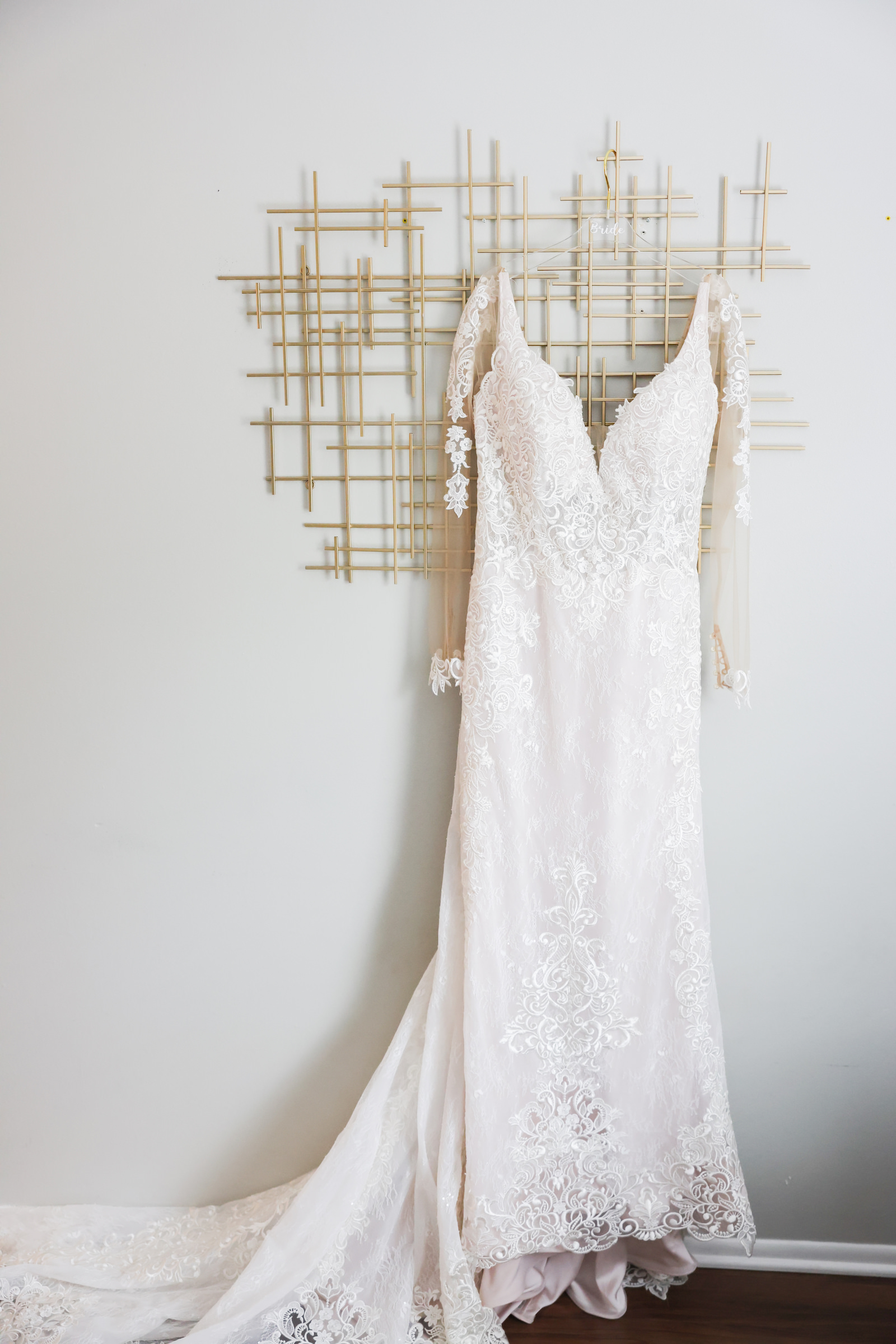 Modern Romantic Wedding, Lace and Illusion Long Sleeved Wedding Dress | Tampa Bay Wedding Photographer Lifelong Photography Studio